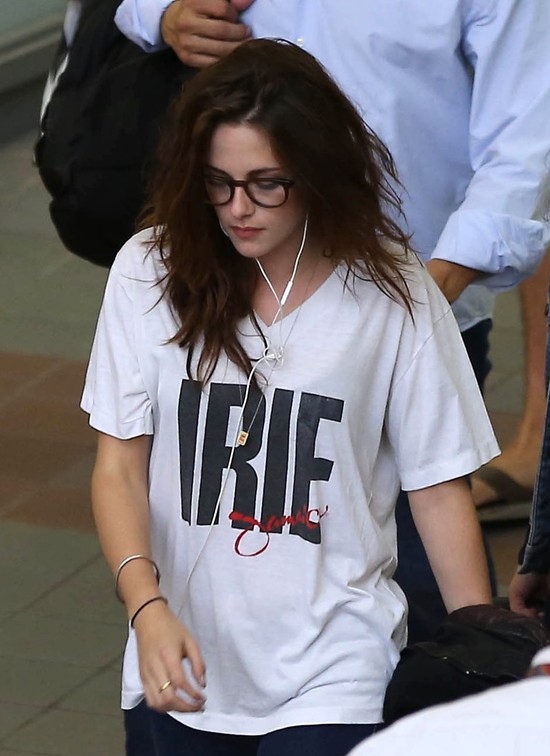 Kristen Stewart wyszła z ukrycia (FOTO) Kristen Stewart wyszła z ukrycia (FOTO)