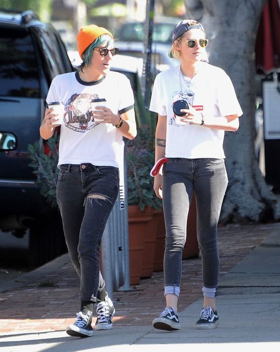Kristen Stewart oficialnie potwierdziła powrót do Alicia Cargile! (FOTO)