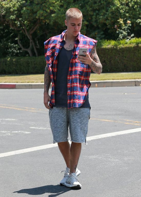 Justin Bieber chce... sprzedać swoje dredy! 