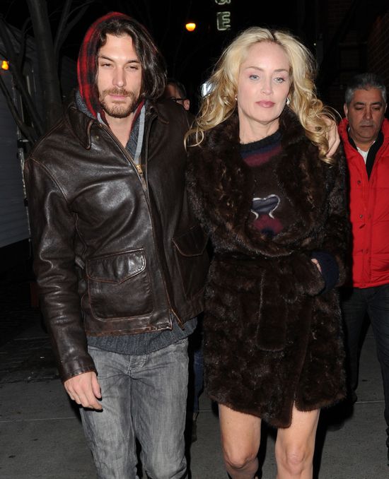 Sharon Stone i jej dużo, dużo młodszy kochanek (FOTO)