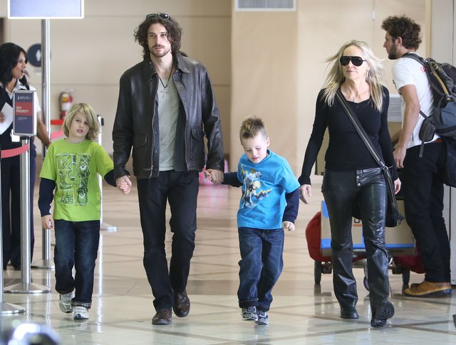 Jest młodszy od niej o prawie 30 lat... (FOTO) Jest młodszy od niej o prawie 30 lat... (FOTO)