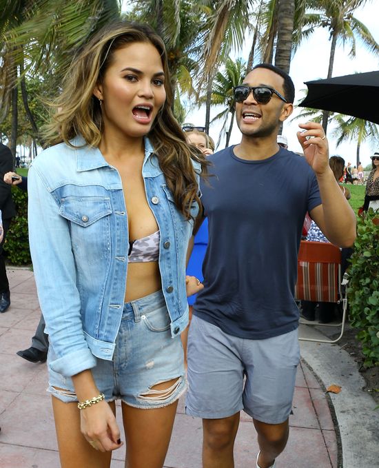 Chrissy Teigen do hejterów: Pie*cie się! (FOTO)