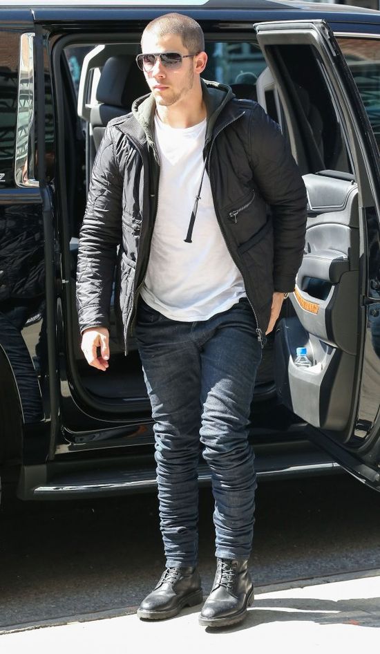 Szokujące wyznanie Nicka Jonasa: W zasadzie, to... uprawiałem seks z MĘŻCZYZNĄ