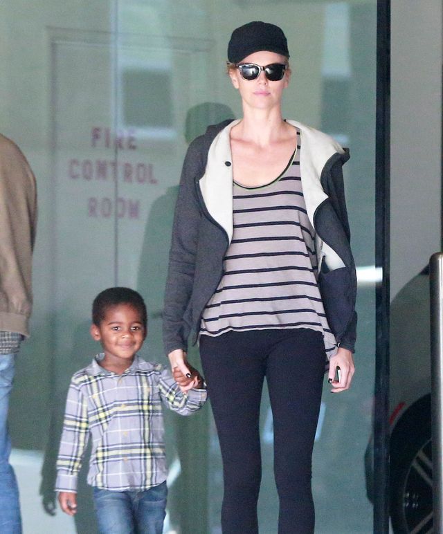 Policja wezwana do Charlize Theron i Seana Penna