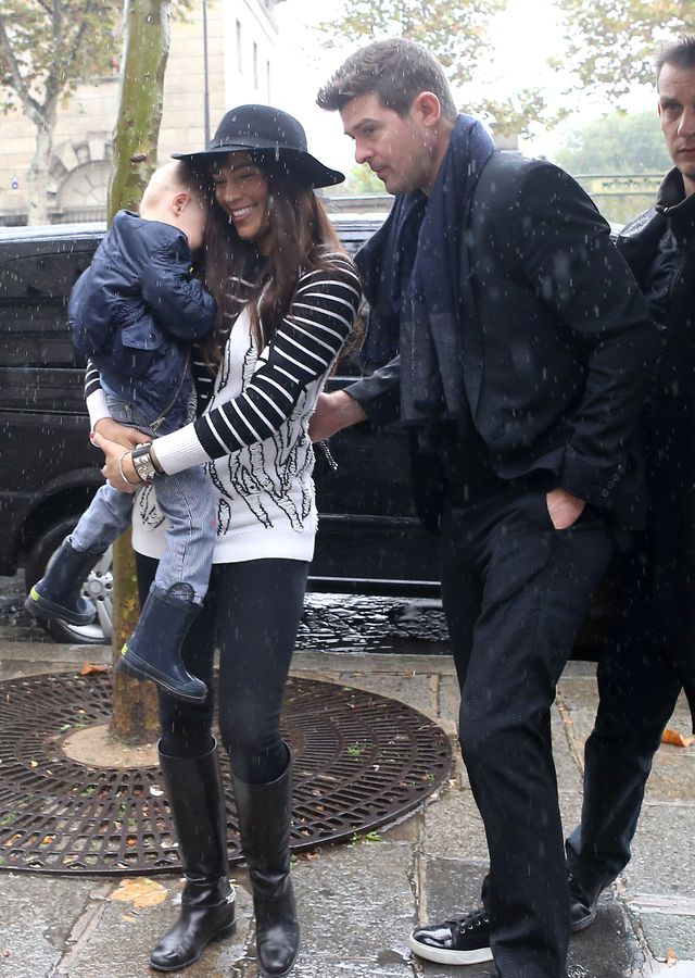 Żonaty Robin Thicke flirtuje z seksowną dziewczyną