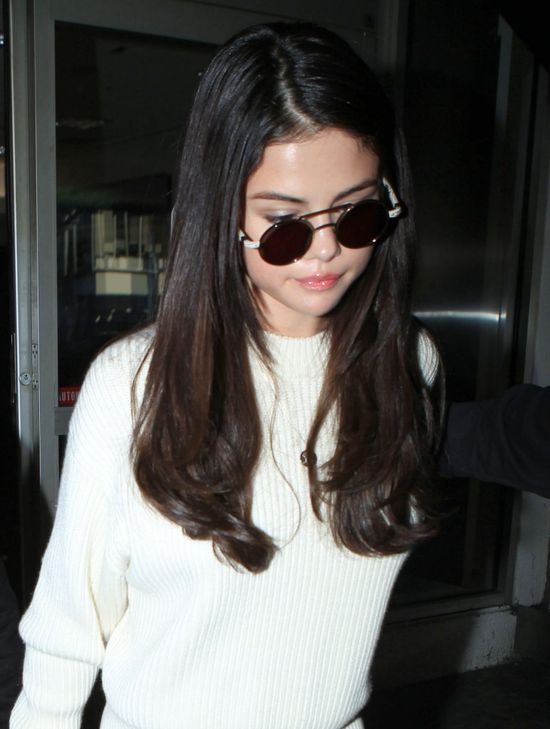 Bella Hadid w wymowny sposób pokazała co myśli o związku The Weeknd! 