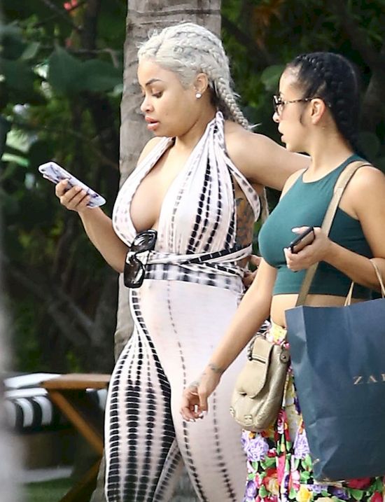 Blac Chyna udostępniła numer telefonu Roba Kardashiana na Twitterze!