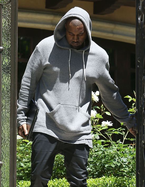 Kanye West z raną na czole (FOTO)