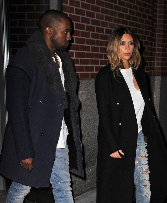 Kim Kardashian przestała wietrzyć piersi? (FOTO)