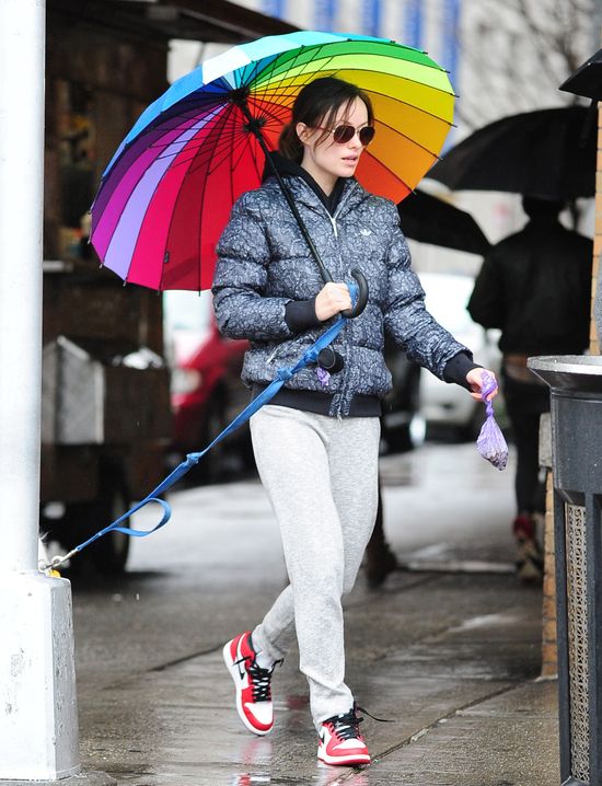 Wieje i leje, a ona się śmieje (FOTO)