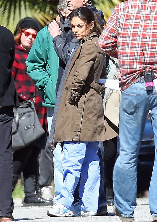 Mila Kunis na planie nowego filmu (FOTO)