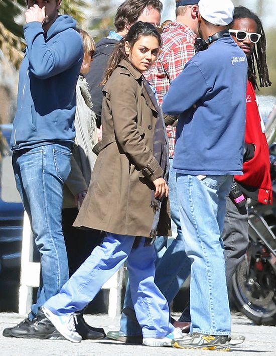Mila Kunis na planie nowego filmu (FOTO)