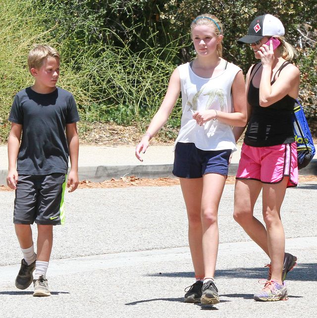 Wyglądają jak siostry, a nie jak mama i córka (FOTO)