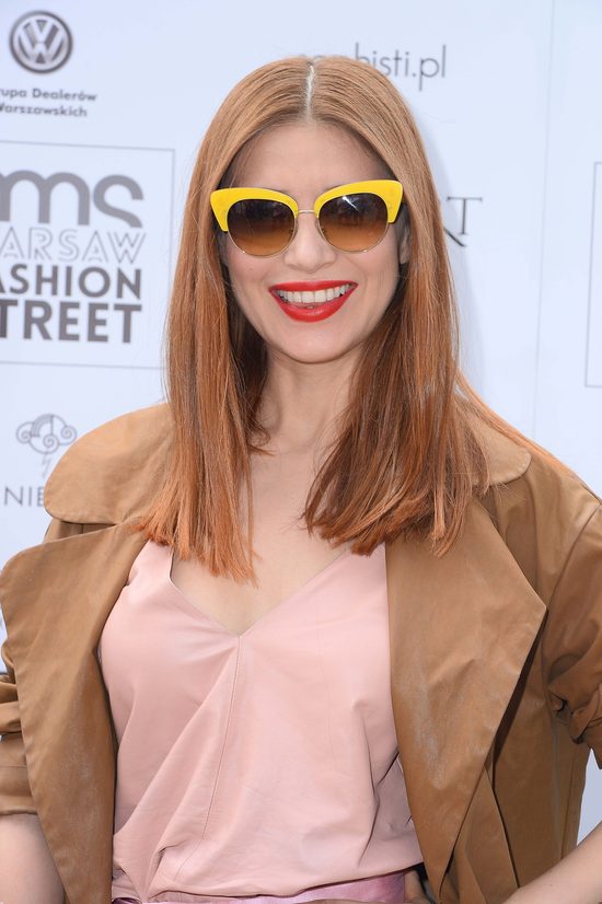 Ada Fijał BEZBŁĘDNIE sparodiowała Annę Muchę topless (Instagram) Ada Fijał BEZBŁĘDNIE sparodiowała Annę Muchę topless (Instagram)