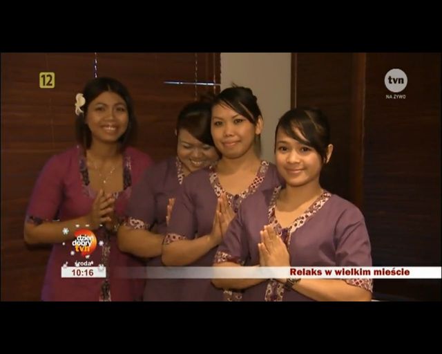 Filip Chajzer relaksuje się na bogato (FOTO) Filip Chajzer relaksuje się na bogato (FOTO)