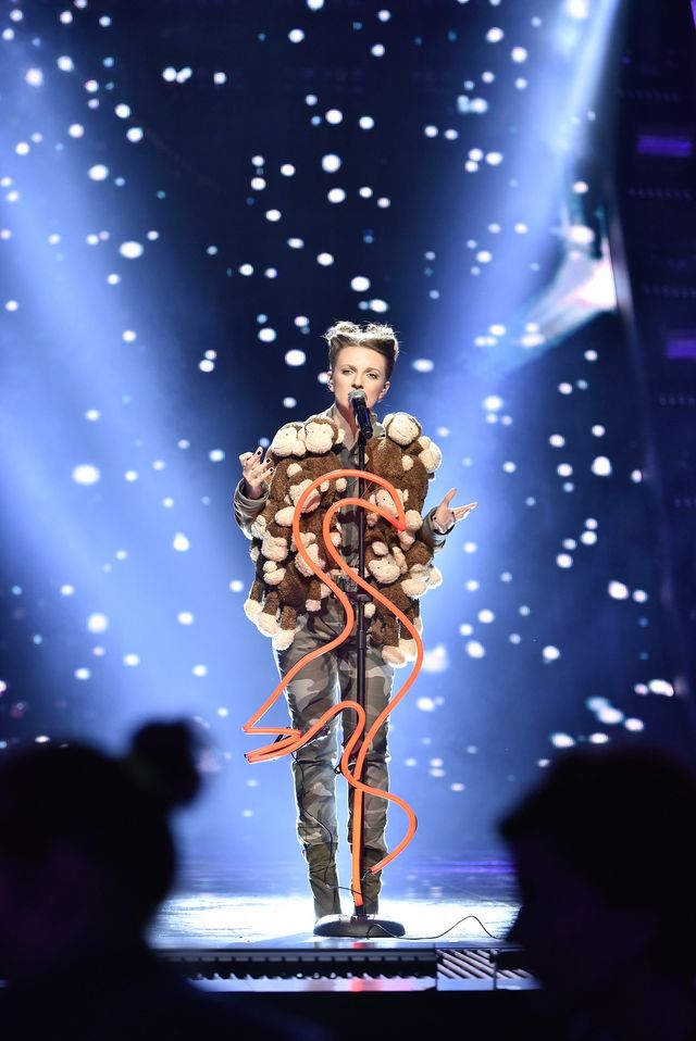 Wspaniałe gwiazdy w pierwszym dniu Polsat SuperHit Fesiwalu (VIDEO)