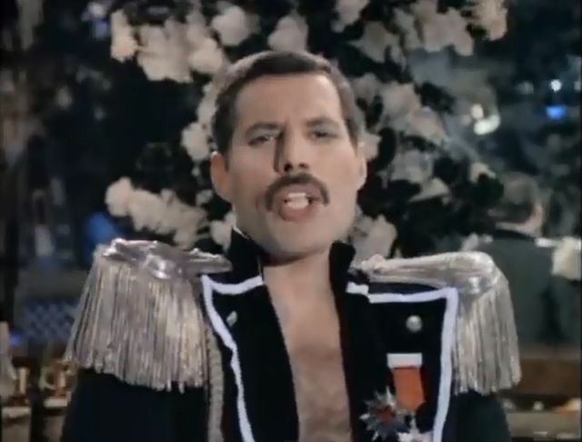 Freddie Mercury zmarł 22 lata temu Freddie Mercury zmarł 22 lata temu