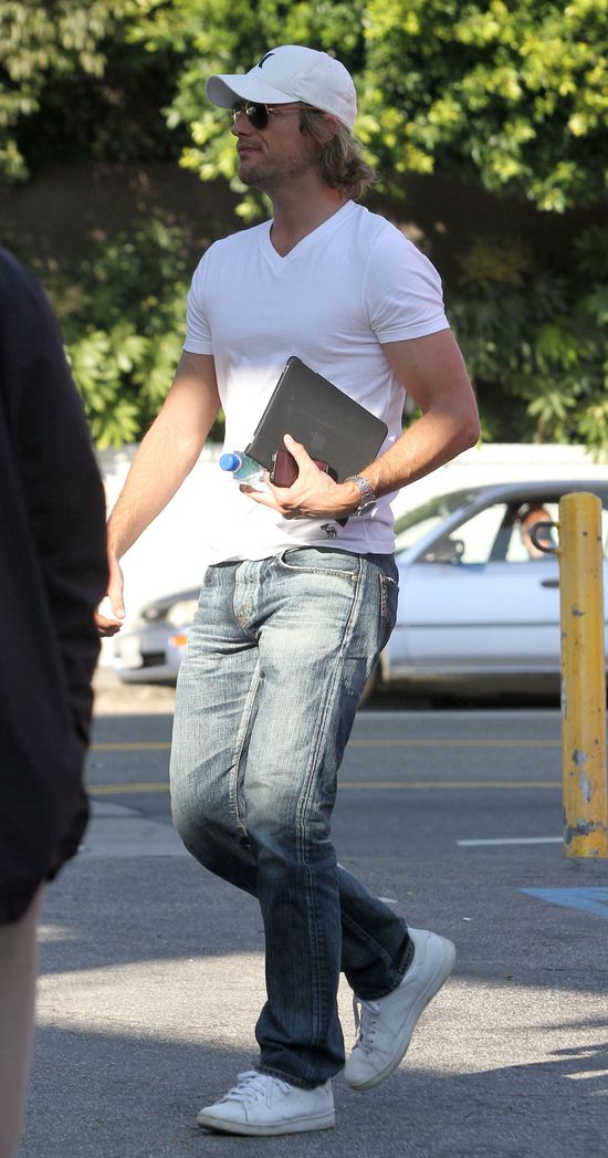 Były Halle Berry chciał WYBIELIĆ ich córkę!