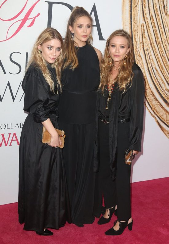 Kreacje i makijaże gwiazd na gali wręczenia nagród CFDA (FOTO)