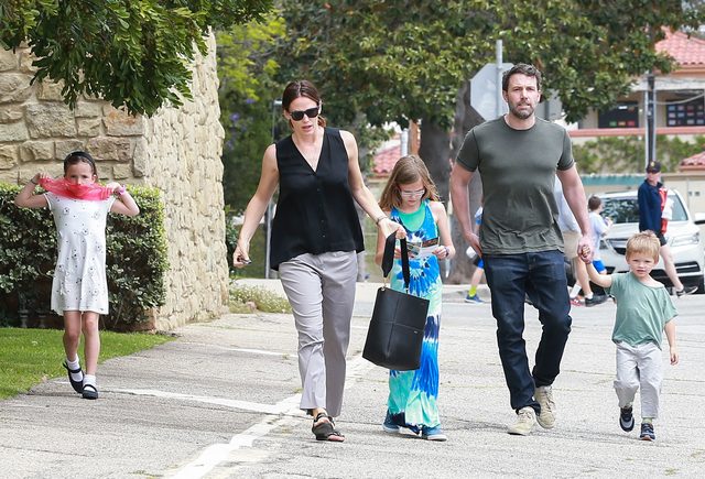 Jennifer Garner i Ben Affleck wciąż coś do siebie czują? Jennifer Garner i Ben Affleck wciąż coś do siebie czują?