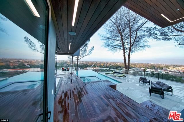 Gavin Rossdale w końcu wyprowadza się od Gwen. To jego nowe mieszkanie