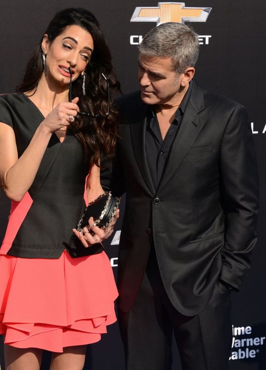 Państwo Clooney na salonach (FOTO)