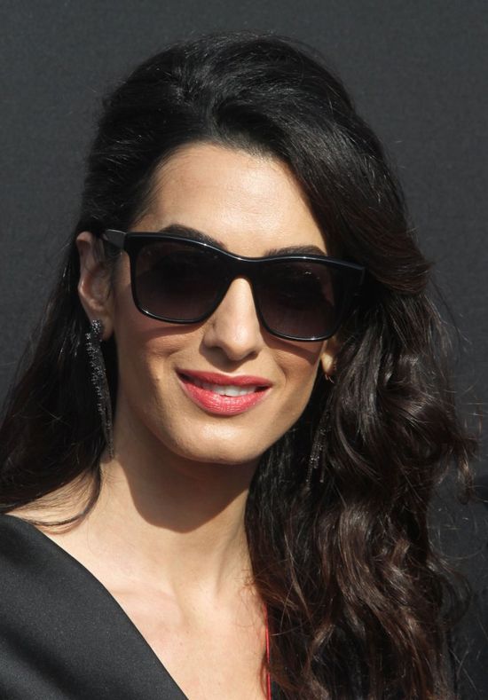 Państwo Clooney na salonach (FOTO)