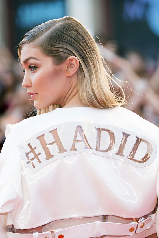 Niezręczne spotkanie Gigi Hadid i Cody'ego Simpsona Niezręczne spotkanie Gigi Hadid i Cody'ego Simpsona