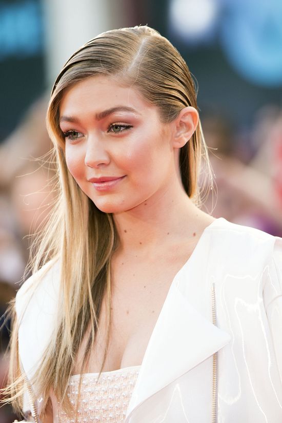 Niezręczne spotkanie Gigi Hadid i Cody'ego Simpsona Niezręczne spotkanie Gigi Hadid i Cody'ego Simpsona
