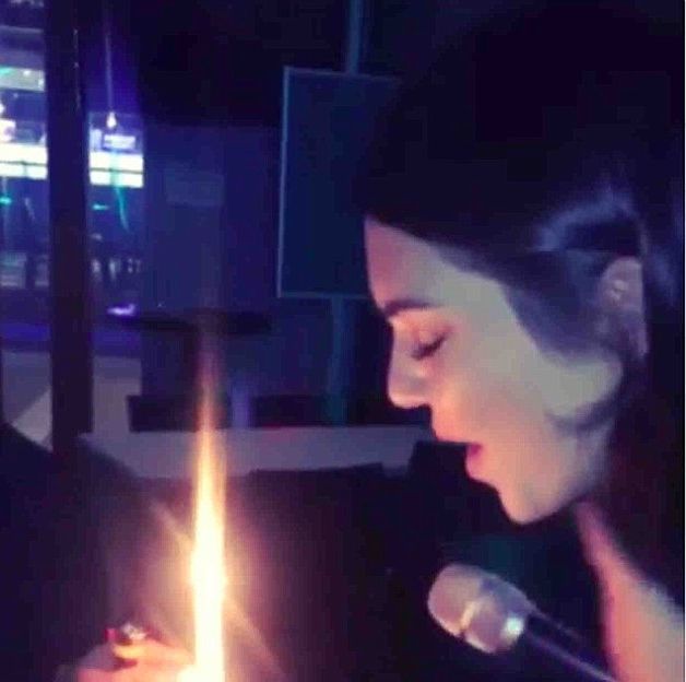 Kendall Jenner świętuje w towarzystwie Gomez i Delevingne 