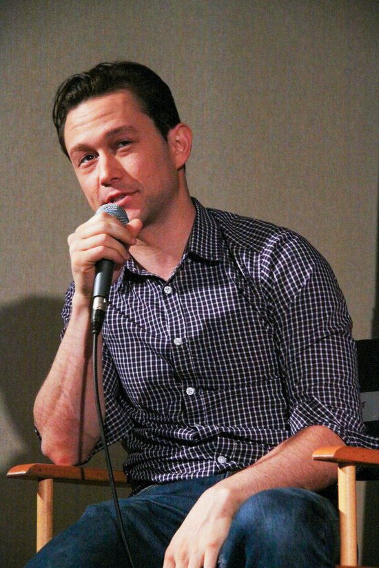 Joseph Gordon Hewitt opowiada o... masturbacji