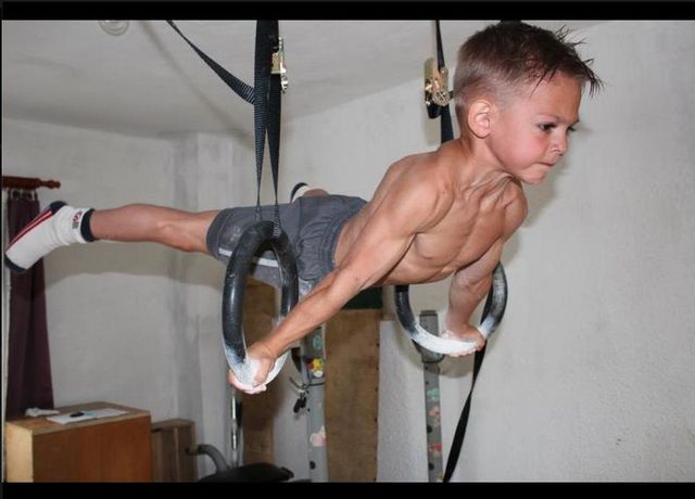 Poznajcie braci Stroe - najsilniejszych chłopców świata FOTO