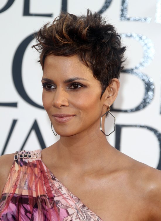 Fryzury i makijaże na gali Złotych Globów 2013 (FOTO)