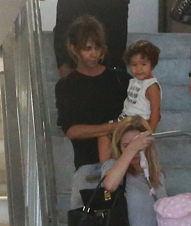 Halle Berry ROZWODZI SIĘ!