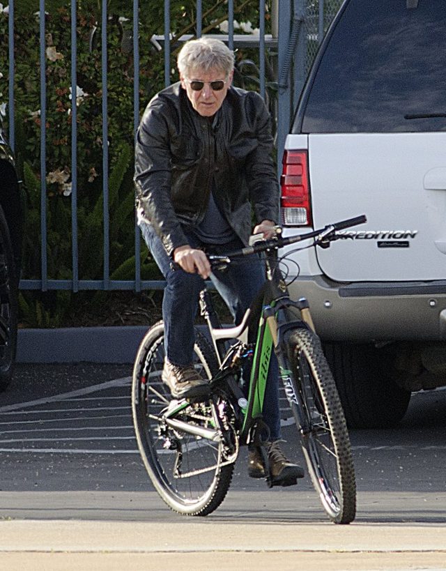 Harrison Ford POWAŻNIE RANNY w wypadku awionetki