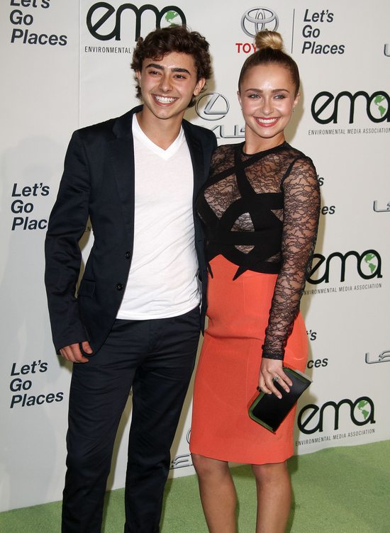 Kogo tak czule obejmuje Hayden Panettiere? (FOTO)