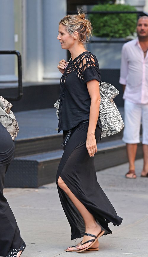 A po pracy Heidi Klum lubi sobie poleżeć (FOTO)