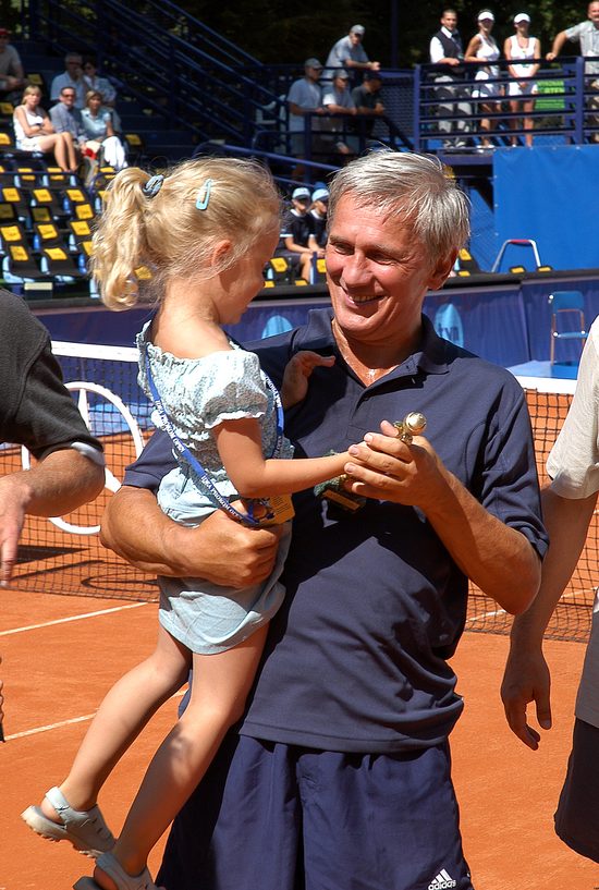 Helena Englert ma dziś 16 lat i zaczyna karierę aktorską Helena Englert ma dziś 16 lat i zaczyna karierę aktorską