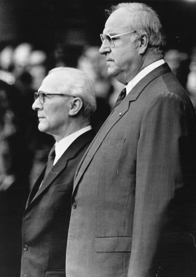 Zmarł Helmut Kohl, były kanclerz Niemiec, to on pomógł w karierze Angeli Merkel