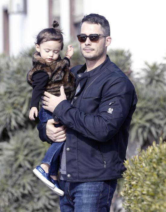 Rzadki widok- Jennifer Love Hewitt z całą rodzinką (FOTO)