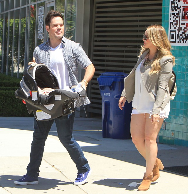 Może Hilary Duff nie powinna się odchudzać? (FOTO)