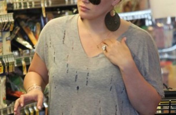 Hilary Duff odpuściła sobie odchudzanie? (FOTO)