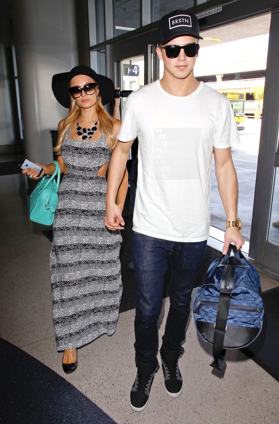 Paris Hilton i River Viiperi odpoczywają w Miami Paris Hilton i River Viiperi odpoczywają w Miami