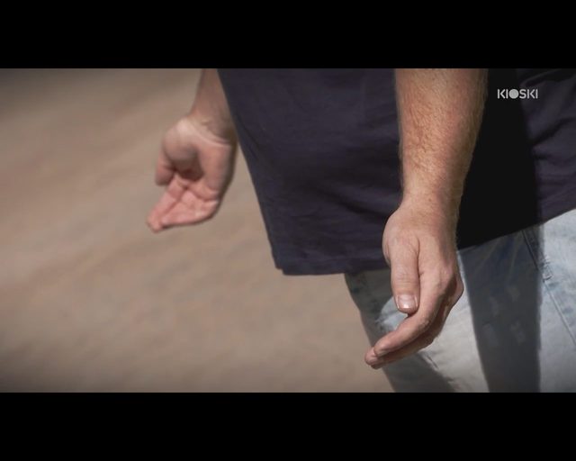 Napisał, że ma HIV. Poprosił, by go dotknąć [VIDEO]