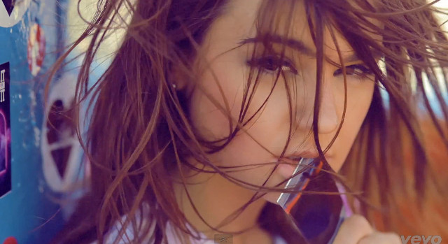 Jest już nowy teledysk Honey (VIDEO)