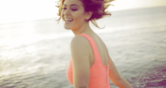 Jest już nowy teledysk Honey (VIDEO)