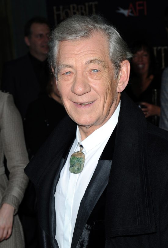 Ian McKellen pokazuje swój przepis na najlepszą jajecznicę 
