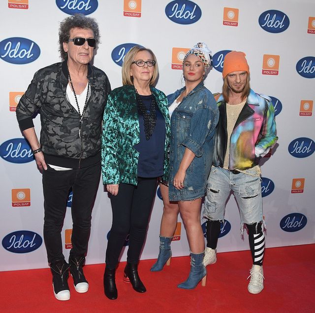 Nogi Farnej reklamują nowego Idola (FOTO) Nogi Farnej reklamują nowego Idola (FOTO)