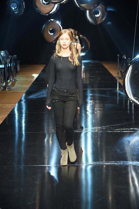 Debiut Igi Lis na wybiegu! Mamy polską Kendall Jenner? Debiut Igi Lis na wybiegu! Mamy polską Kendall Jenner?