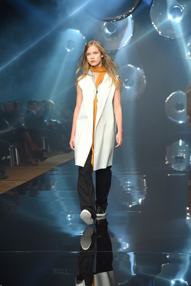 Iga Lis na studniówce w sukience znanego projektanta: Petarda (Instagram)